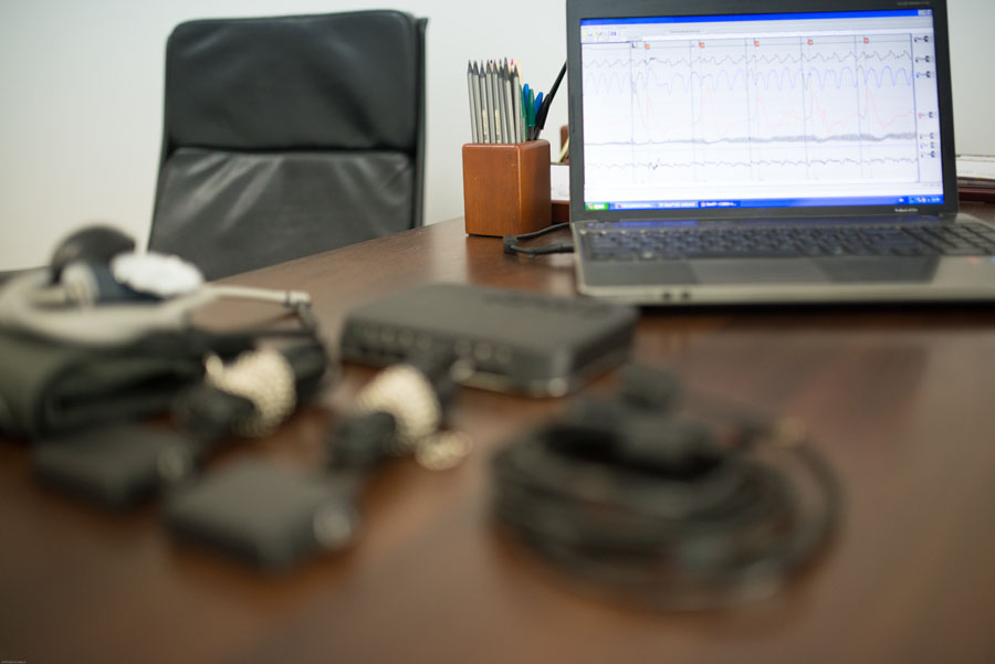 Polygraph detector